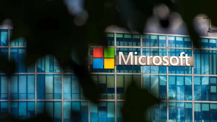 El beneficio de Microsoft cae un 13,5%, pero la nube aumenta los ingresos